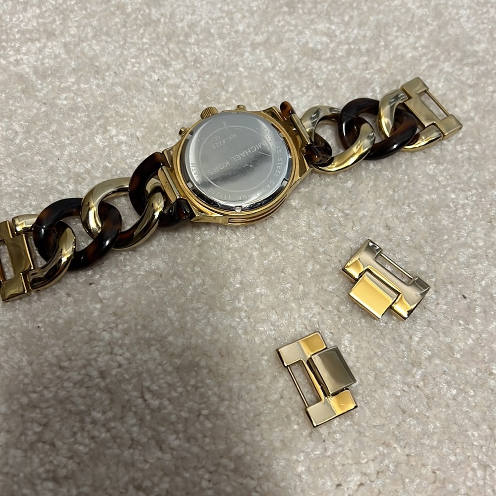 Michael Kors Watch - Picture 3 of 5